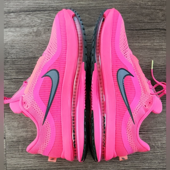 **NEW** Nike Air Zoom Pegasus Premium Sz 9.5 Hyper Pink Vibrant Neon Retail $210 - Picture 9 of 12
